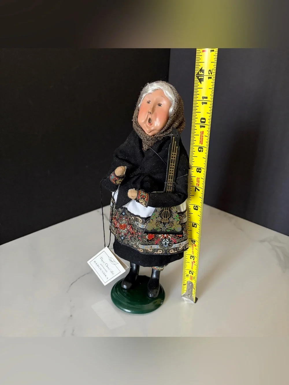 Baboushka Caroler by Byers' Choice